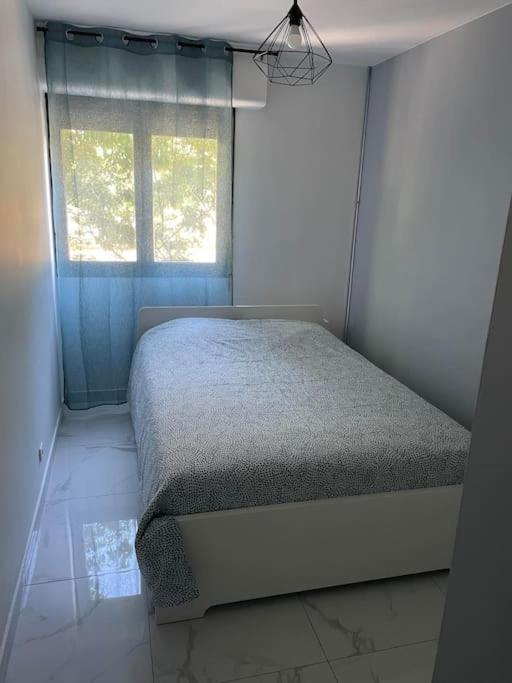 Renove Gare St Charles Apartamento *